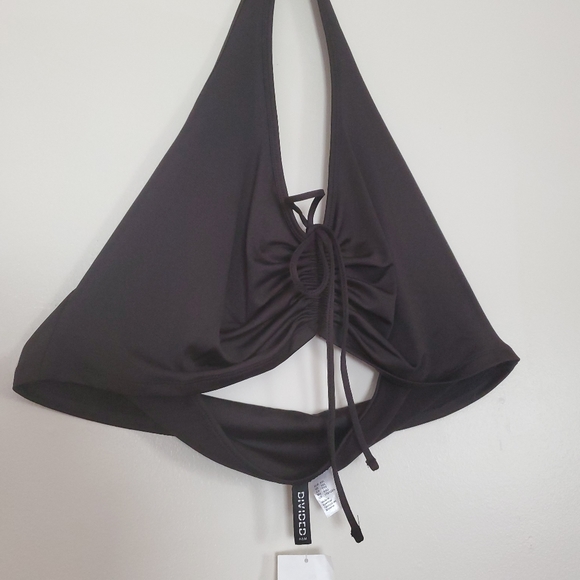 H&M Divided Set - Picture 10 of 14